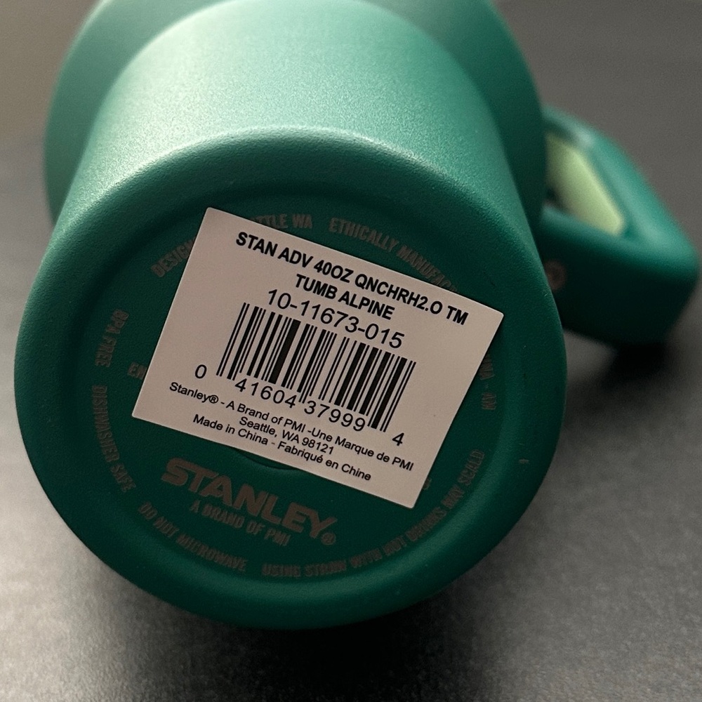Stanley Alpine Green 40oz Tumbler - Picture 6 of 7